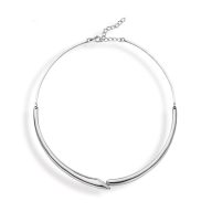 Victoria Srebrna ogrlica s bijelim kamenčićem